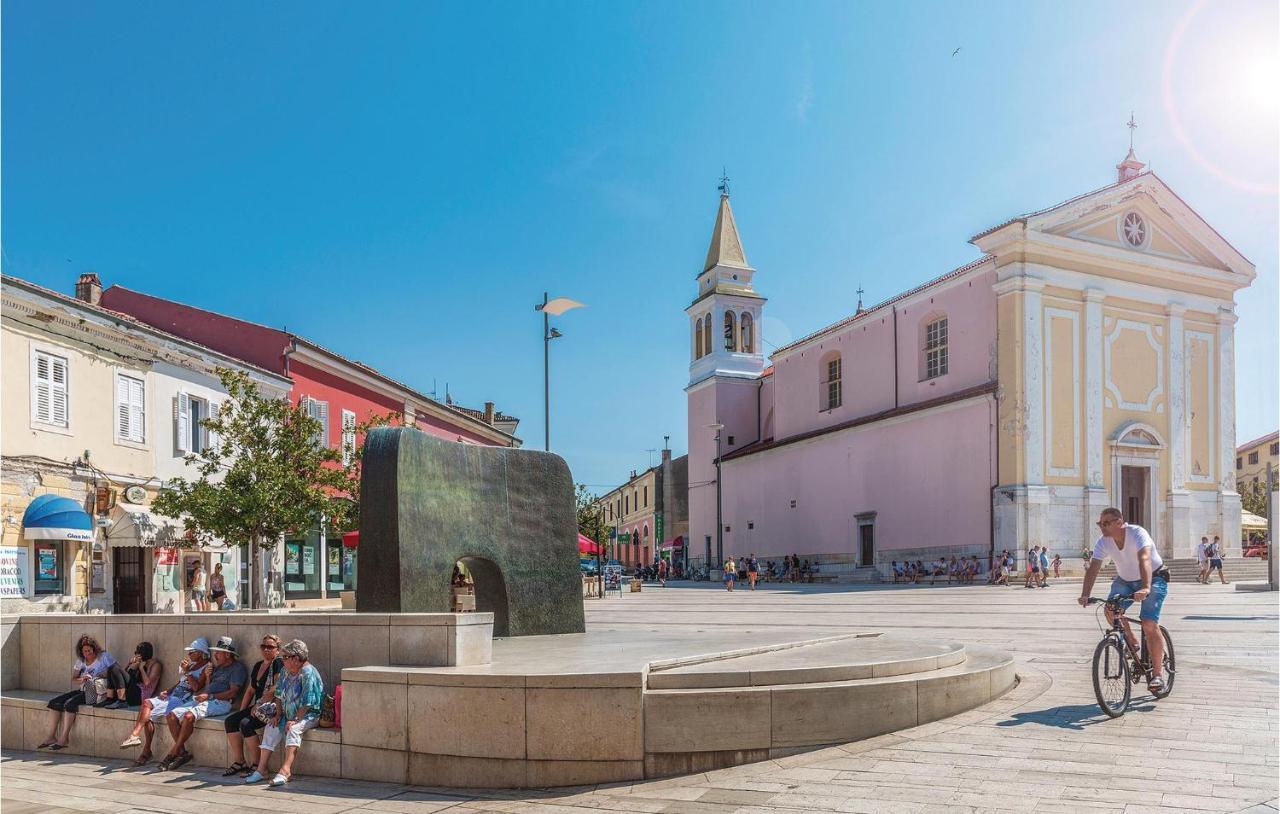 Beautiful Apartment In Porec With Wifi Extérieur photo